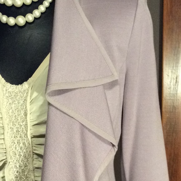 St. John Boutique Lavender High Low Jacket Sz 6 - Picture 4 of 7